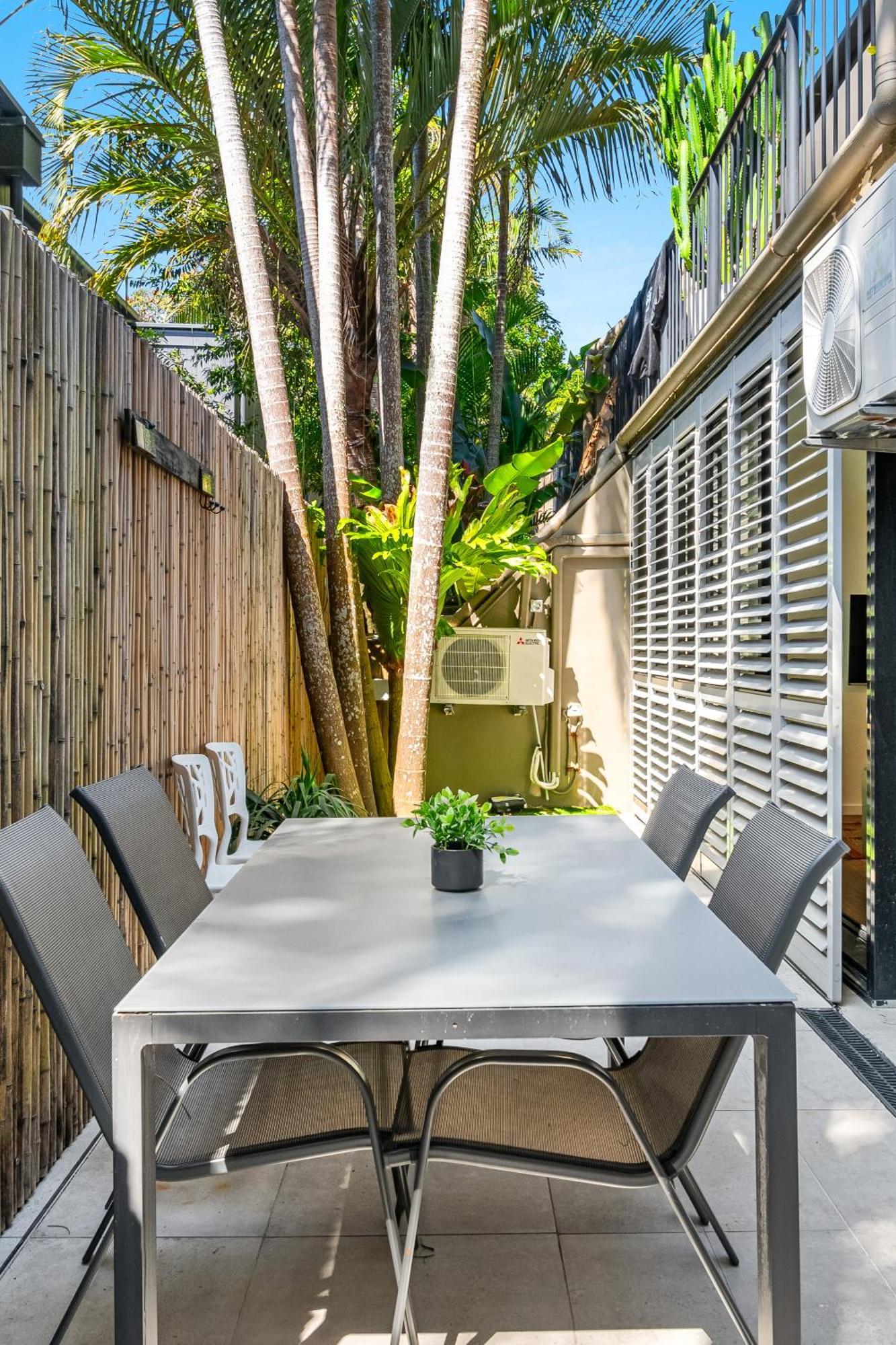Julians Apartments Byron Bay Eksteriør bilde